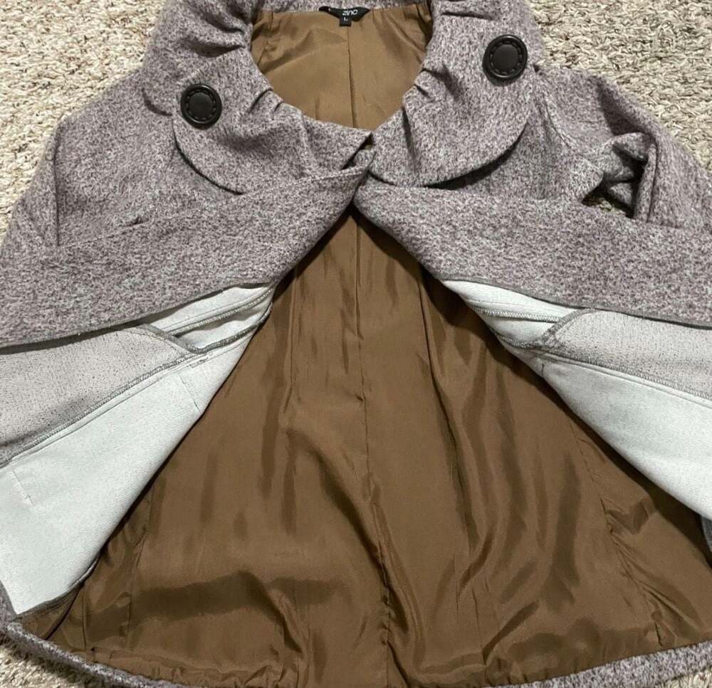 Zinc Women's Gray Tweed Swing Coat with Ruffle Collar Size Large - Picture 3 of 4